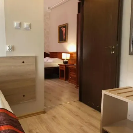 Arenia -filia Kompleksu Arena Slonca וובה