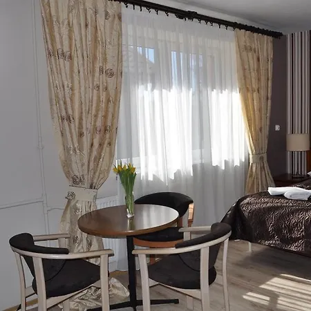 Arenia -filia Kompleksu Arena Slonca Bed & Breakfast *