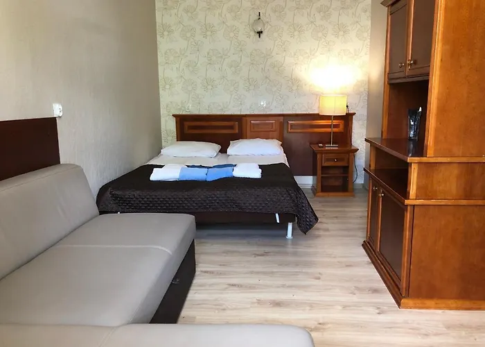 Nocleg ze śniadaniem Arenia -filia Kompleksu Arena Słońca 3*